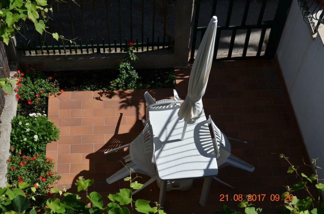 マリーナ・ディ・カッラーラ Casa Liaヴィラ エクステリア 写真